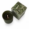 Świeca ILLUME Balsam & Cedar Boxed Glass Candle w dekoracyjnym szkle